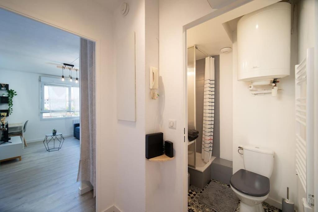 Fully Equipped Apartment St Charles Train Station Марсель Экстерьер фото
