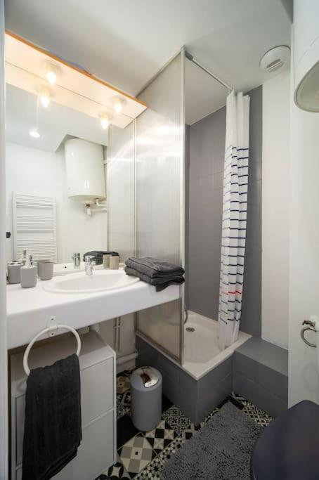 Fully Equipped Apartment St Charles Train Station Марсель Экстерьер фото